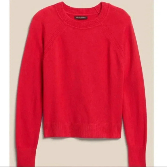 Banana Republic Raglan Pullover Sweater - Picture 7 of 15